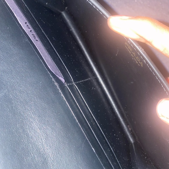 Prada chain purse - Picture 3 of 5